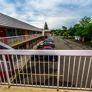 New Plaza Motel